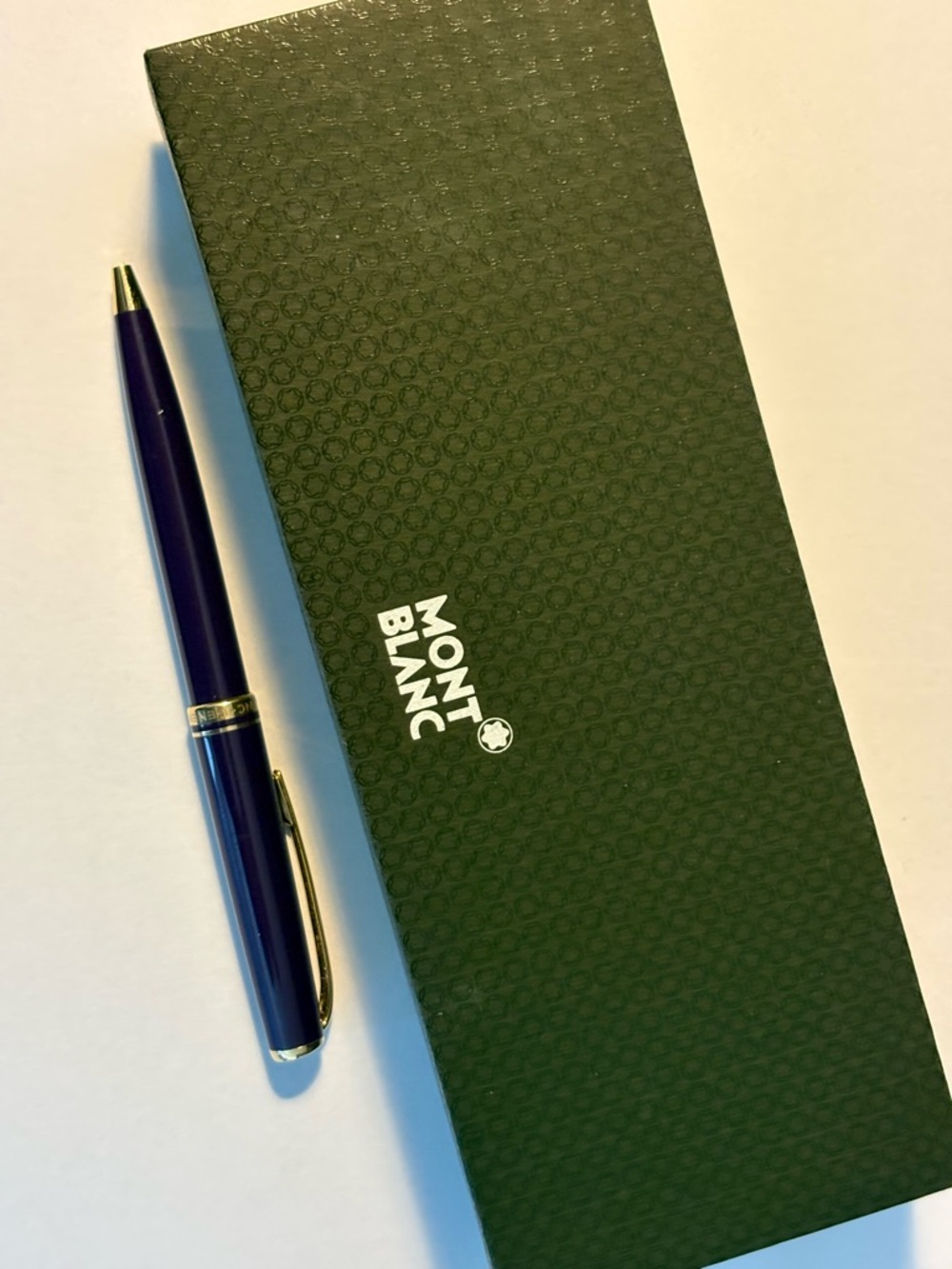 💜 Montblanc Generation Ballpoint Pen – Purple Resin w/ Box 💜